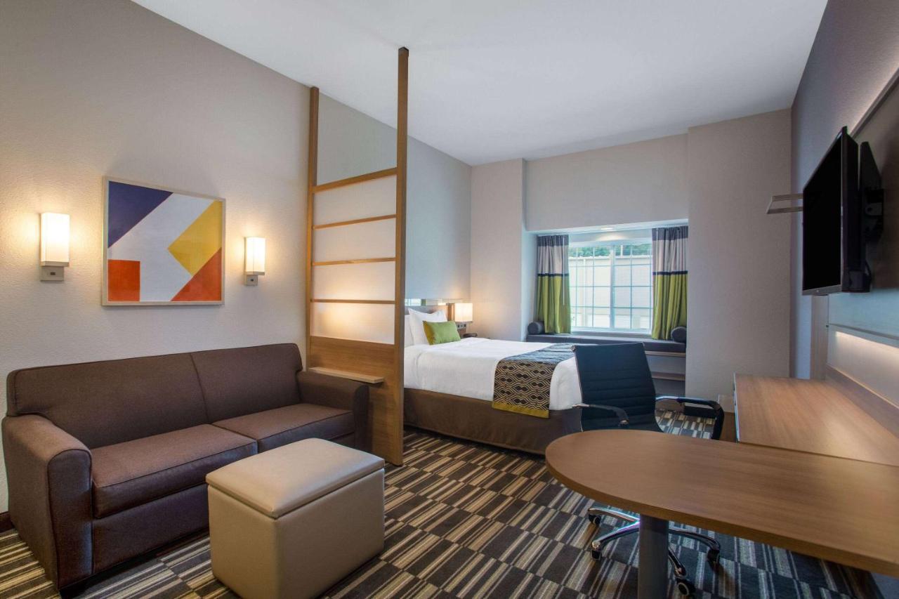 Microtel Inn & Suites By Wyndham Liberty Ne Kansas City Area Exterior photo